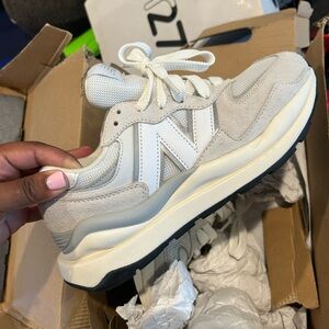 New Balance 57/40 size 9 in women